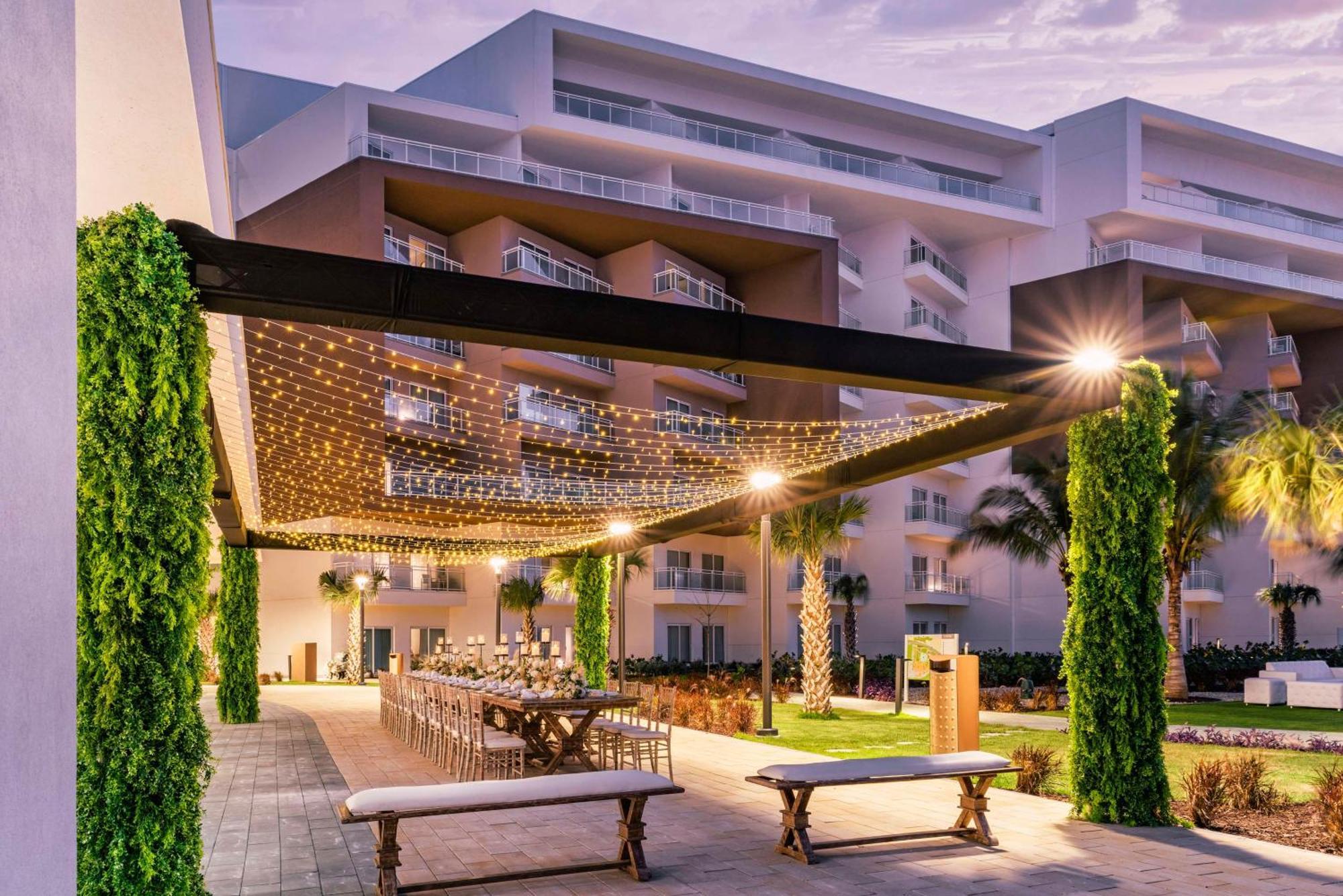 Embassy Suites By Hilton Aruba Resort Palm Beach Buitenkant foto